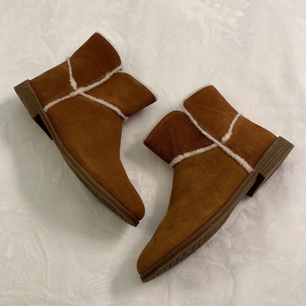 Ugg Boots Chestnut Ankle 6.5